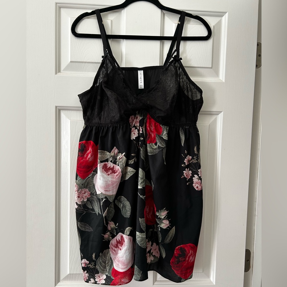Cacique Black Lace Detail Nighty with Floral Pattern Size 18/20